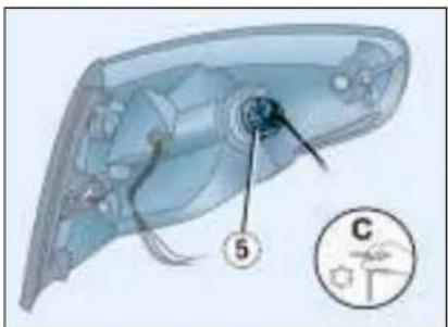 PEUGEOT 307 CC (2003) - Répétiteurs latéraux de clignotant (WY 5 W ambre). - 4