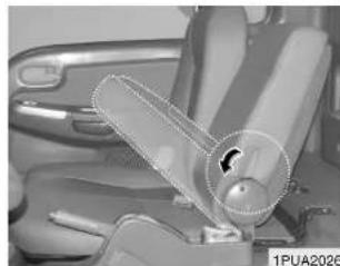 KIA K2500 (2008) - A VERTISSEMENT - 1