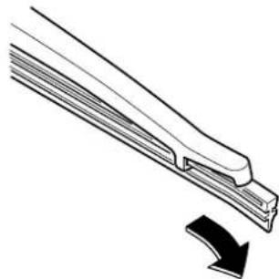 MAZDA 3 Hatchback (2016) - ATTENTION - 1