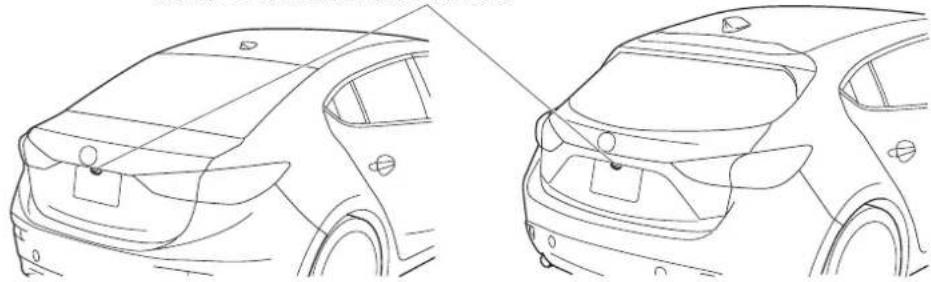 MAZDA 3 Hatchback (2016) - Emplacement de la camera de stationnement de retrovision - 1