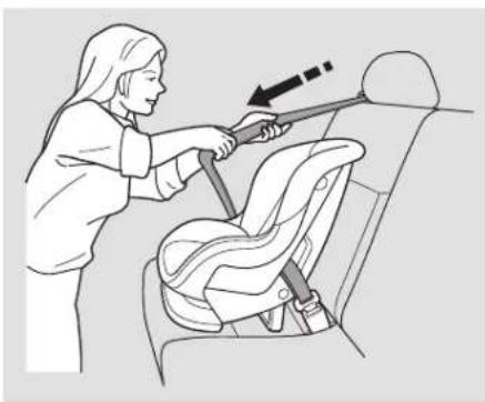 Honda Civic Hatchback (2004) - Installation d'un siège d'enfant - 2