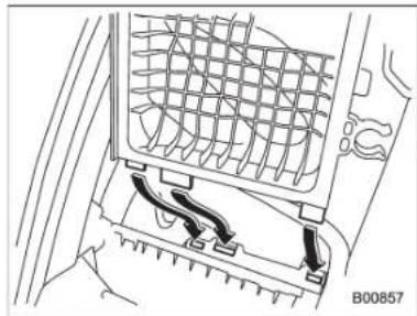 SUBARU Impreza WRX (2012) - ■ Remplacementdel 'élément dufiltreaair - 4