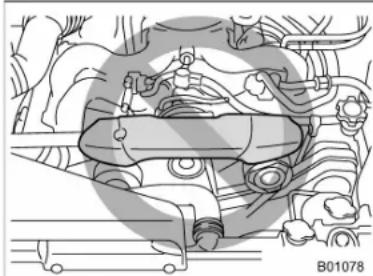 SUBARU Impreza WRX (2012) - Lorsdetouteinterventionde contrôleouderéparation danslecompartmentmoteur - 1
