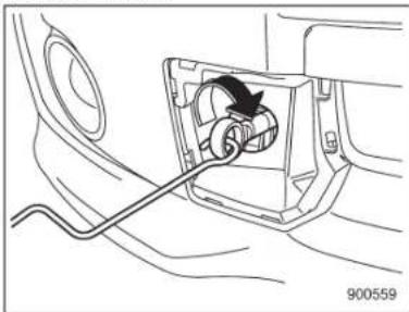 SUBARU Impreza WRX (2012) - Crocketderemorquageavant: - 3