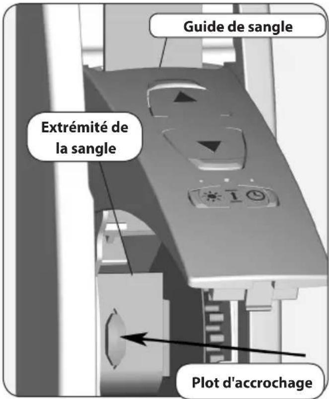 Superrollo GW60 - Tirer et accrocher la sangle au plot d'accrochage. - 1