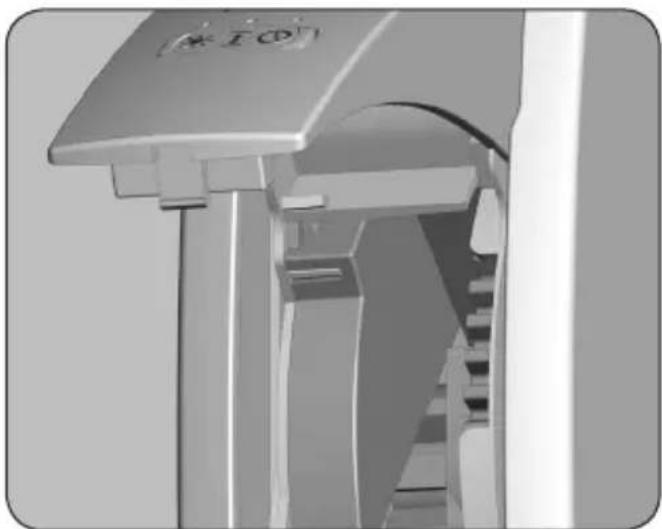 Superrollo GW60 - Optionnel: montage de l'adaptateur de sangle. - 2