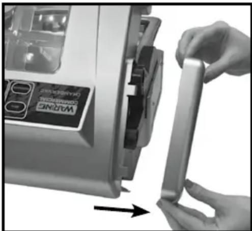 Waring Commercial WCV300 - CLEANING AND MAINTENANCE - 1
