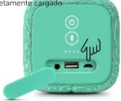 FRESH N REBEL Rockbox Bold L - Carga el altavoz con el cable Micro USB. - 1