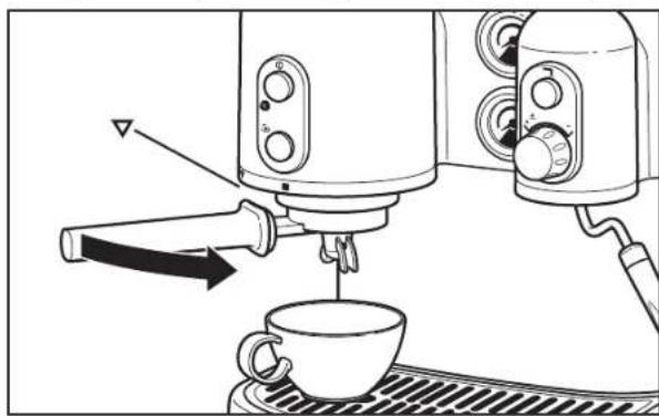 KITCHENAID Artisan 5KES2103EOB - Infusion d'un espresso - 2