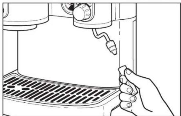 KITCHENAID Artisan 5KES2103EOB - Vaahdotusvarren ja suuttimen puhdistus - 1