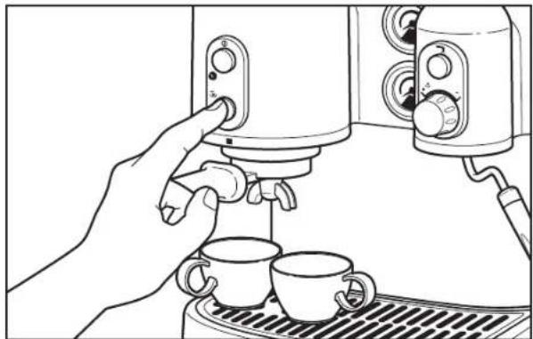KITCHENAID Artisan 5KES2103EOB - Brygning af espresso - 5