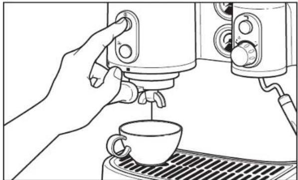 KITCHENAID Artisan 5KES2103EOB - Příprava espresa - 4