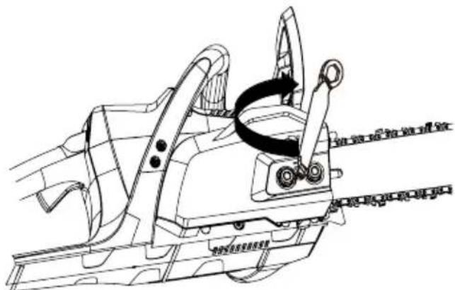 MCCULLOCH Li 40CS - REGOLAZIONE DELLA TENSIONE DELLA CATENA - 2