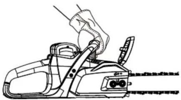 MCCULLOCH Li 40CS - CÓMOSUJETARLA MOTOSIERRA - 1