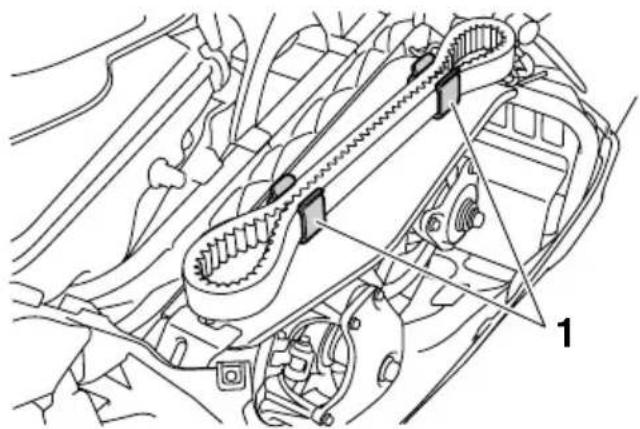 YAMAHA APEX XTX (2011) - Porte-courroie - 1