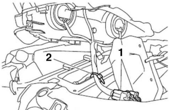 YAMAHA APEX XTX (2011) - Remplacement d'une ampoule de phare - 3