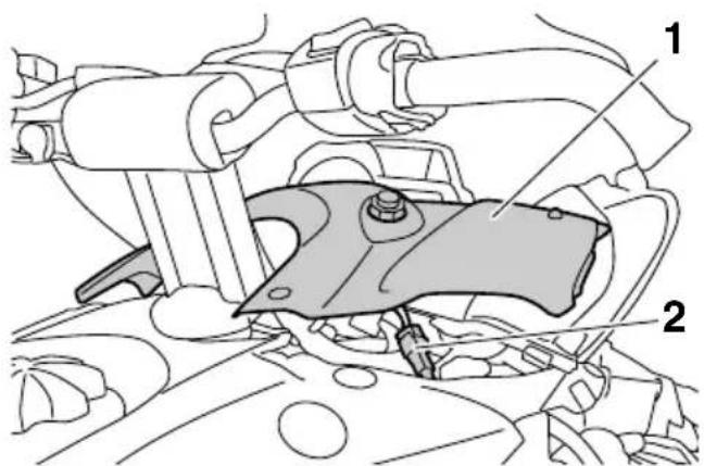 YAMAHA APEX XTX (2011) - Dépose du cache supérieur - 3