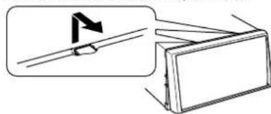KENWOOD DDX24BT - Retrait de la plaque de garniture - 2