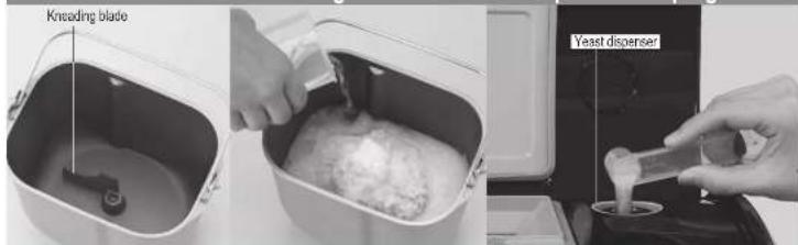 PANASONIC SDYR2500 - Insert the ingredients in the bread pan Set the program and start Remove the bread - 1