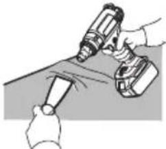 MAKITA DHG180 - HET CORRECTE ACCESSOIRE AANBRENGEN (INDIEN VAN TOEPASSING) - 8
