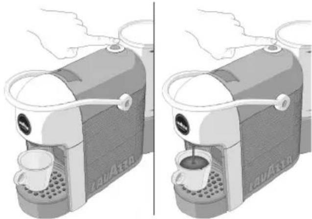 Lavazza A Modo Mio Jolie Evo - ZUBEREITUNG VON KAFFEE - 4