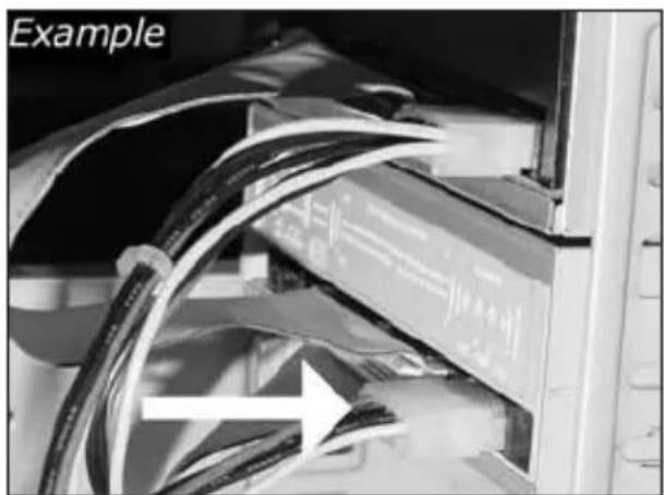 PHILIPS SPD6006BD - EN Connect the IDE cable like in A (2 devices) or B (only 1 device). - 2
