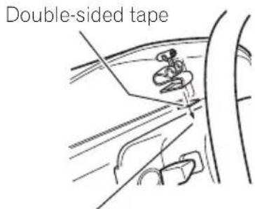 PIONEER CDBTB100 - 2Installthemicrophonecliponthesteeringcolumn. - 1