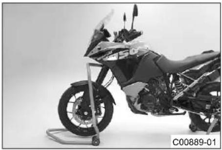 KTM 1050 Adventure (2015) - シャーシで行うサービス作業 - 1