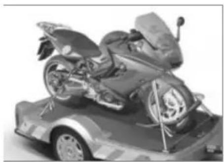 BMW F 800 GT (2013) - Στερεωση μοτοσικλετας για μεταφορα - 1