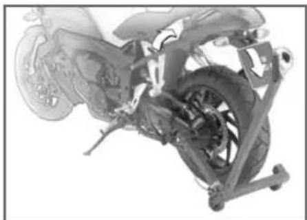 BMW K 1200 R (2007) - リヤホイールスタンドを取り付ける - 3