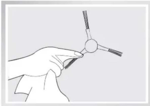 ECOVACS DEEBOT M81 PRO - Limpieza de los cepillos laterales - 1