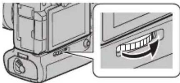 PANASONIC Lumix DMWBGGH5 - Mise en place et retrait sur l'ordinateil photo numérique - 3