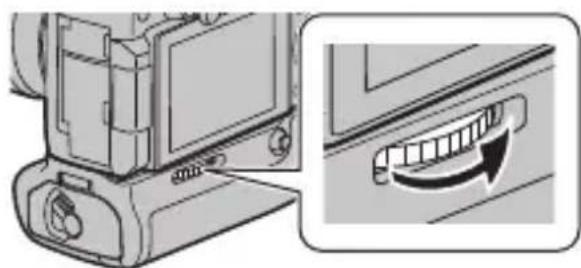 PANASONIC Lumix DMWBGGH5 - Anbringen und Entfernen von der Digital-Kamera - 3