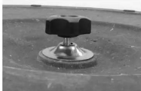 Eurom Qtime 2000S - Montage du socle (seulement S-type): - 1