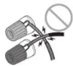 YAMAHA RXD485 - Precauciones a la hora de conectar los cables de los altavoces - 2