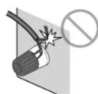 YAMAHA HTR3072 - Mepbl npedocTopoxhoctn npn noKJIOueHm Kabeel KOLOHOK - 3