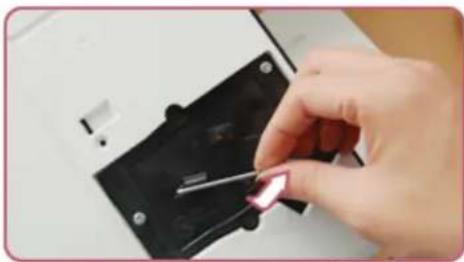 SAMSUNG SPM250S - Procédure de remplacement de la lampe - 3