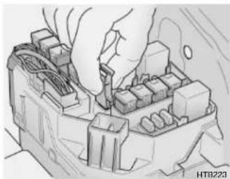 HYUNDAI Getz (2002) - ATTENTION: - 2