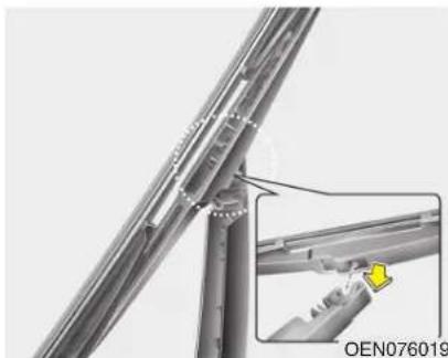 HYUNDAI Veracruz (2011) - Balai d'essuie-glace arrière - 1