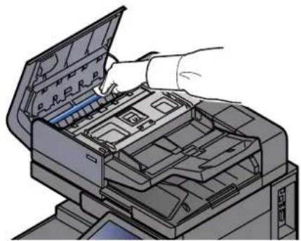 KYOCERA TASKalfa 2552ci - Nettoyer l'intérieur du chargeur de documents. - 1