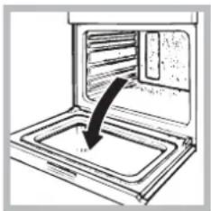 INDESIT IFG 51 K.A - Cleaning the oven door - 1