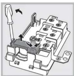 INDESIT IFG 51 K.A - Fitting the power supply cable - 2
