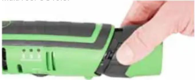 Passat MultiTool OS10.8 - 13) Batterij verwijderen enplaatsen - 1