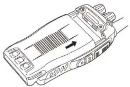 ALBRECHT 29830 - EINSETZEN/ENTFERNEN DES AKKUS - 1