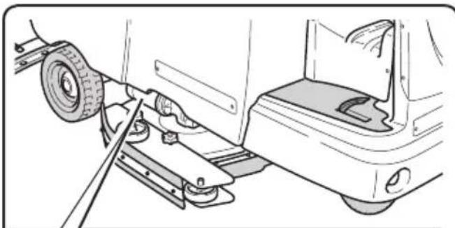 Ghibli S5 150S85 - 11.1.f - Controllo stato di usura catena sterzo (Fig. 30) - 2