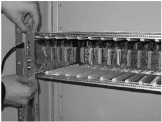 FRACARRO SIG7900 - INSTALLING MODULES IN EACH ROW - 1