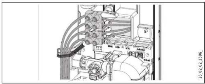 STIEBEL ELTRON DHE 18 SLi - Elektrická přípojka nahoře pod omítkou - 2
