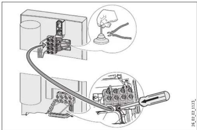 STIEBEL ELTRON DHBE 13 SLi electronic - Elektro-aansluiting onderbouw boven - 1