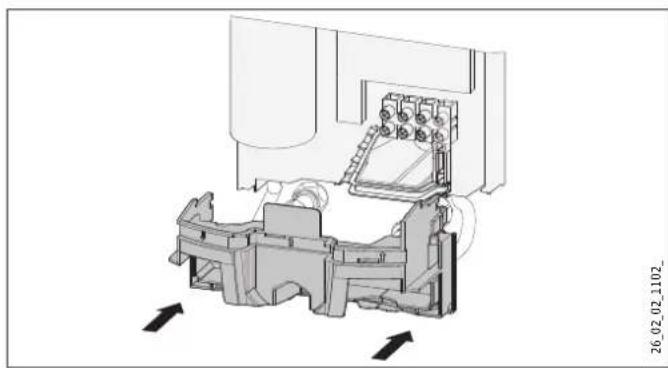 STIEBEL ELTRON DHBE 13 SLi electronic - Fitting the base part of the back panel - 1