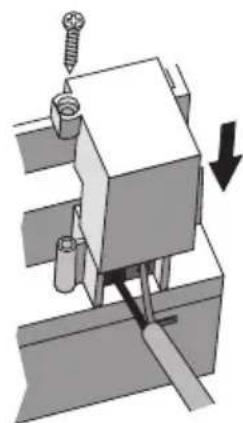 Gewiss GW90861 - WARNING: disconnect the network voltage before connecting the device to the power network! - 3